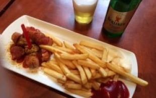 Currywurst and pils