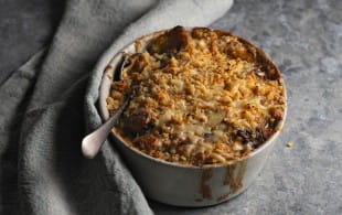 Chicken, cider and Cheddar crumble