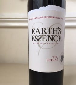  Earth’s Essence Shiraz 2016