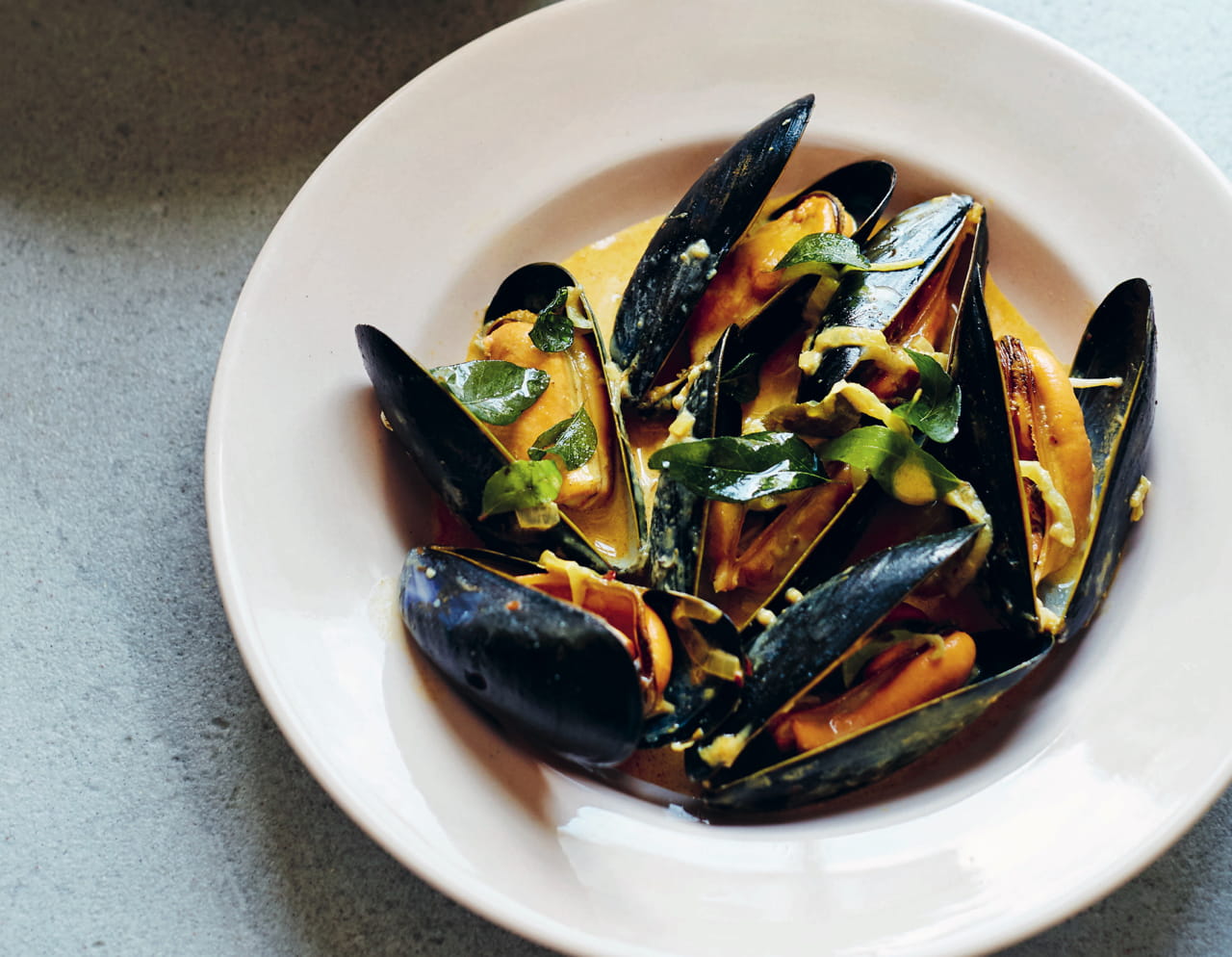  Curry leaf mussels and fries
