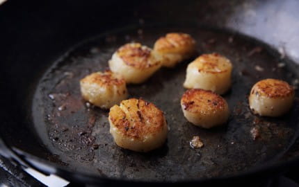 Top wine pairings with scallops