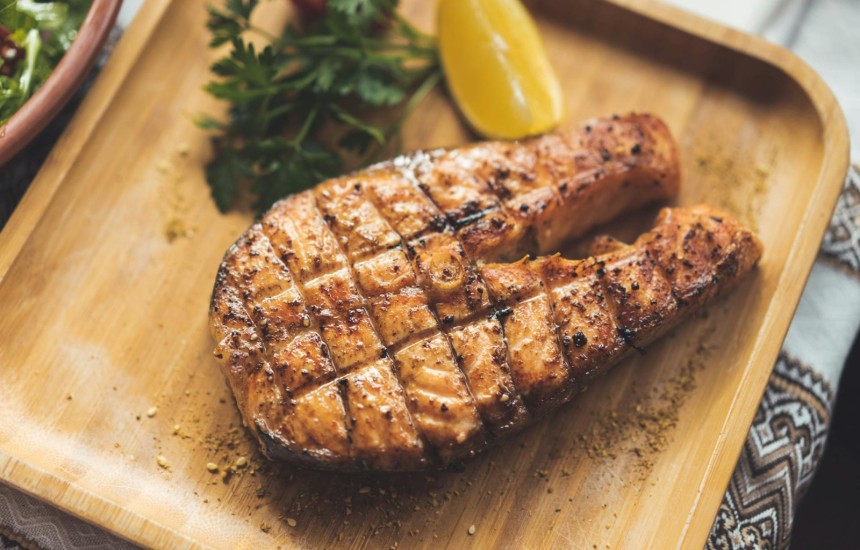 Top pairings | Dry or fruity? Which style of white wine pairs best with simply grilled fish?